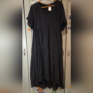 Elegant Black Maxi Dress